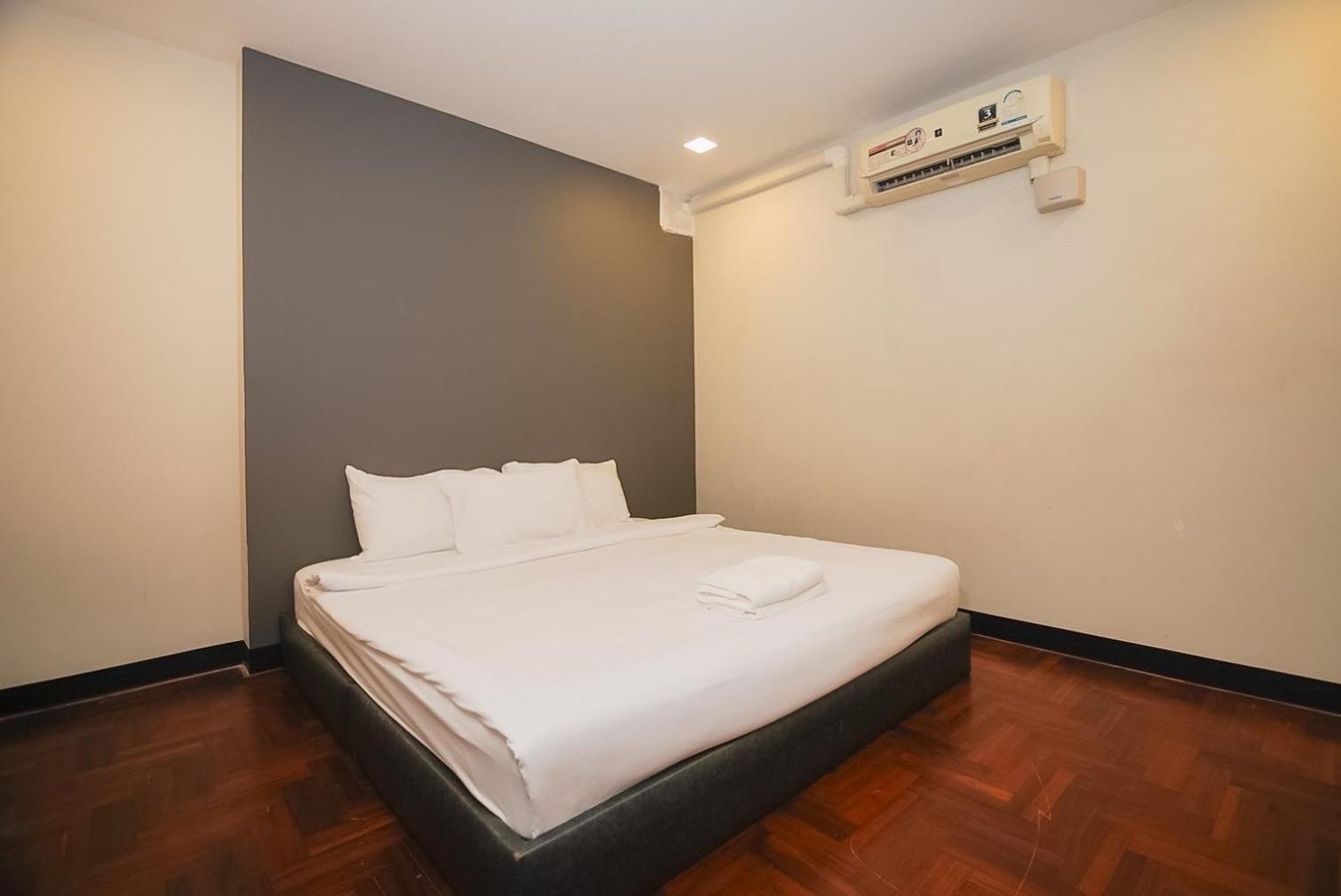 โกอินน์ สีลม - สถานีรถไฟฟ้าเซนต์หลุยส์ Go Inn Silom - Bts Saint Louis Bangkok Extérieur photo