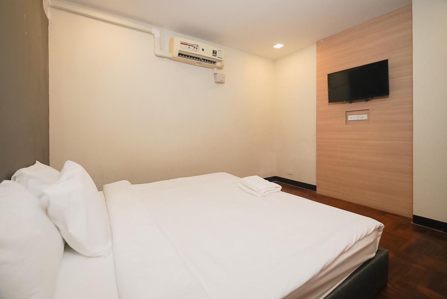 โกอินน์ สีลม - สถานีรถไฟฟ้าเซนต์หลุยส์ Go Inn Silom - Bts Saint Louis Bangkok Extérieur photo